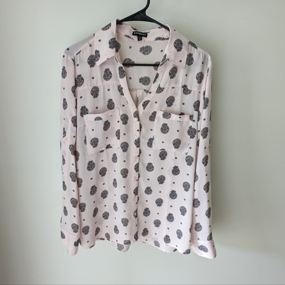 Pink paisley Express Portofino shirt. Large.